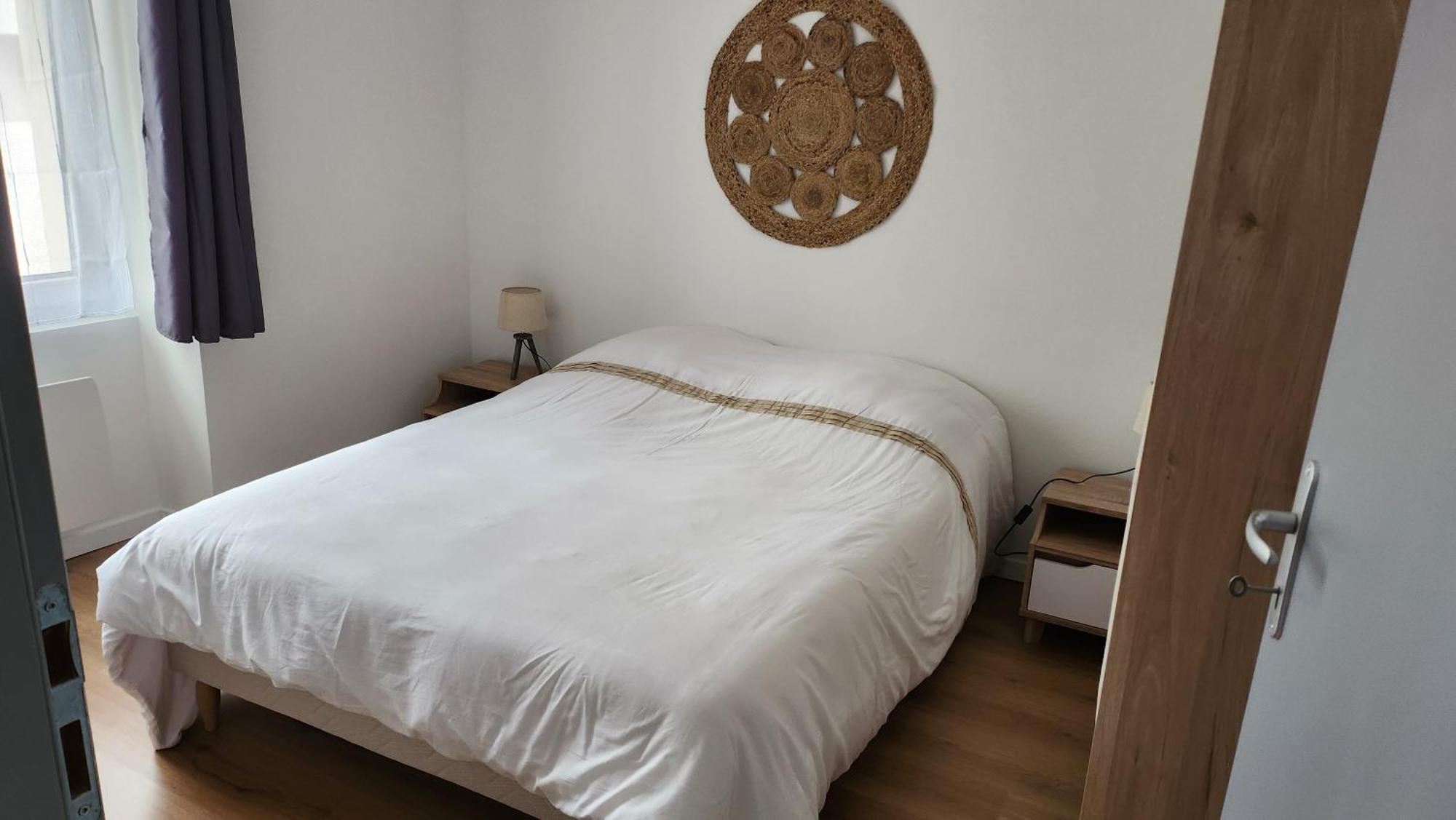 Appartement Tout Confort Vue Sur Les Forts Salins-les-Bains Exteriör bild